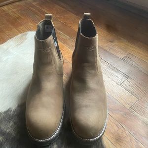 Brown Kodiak boots - size 12